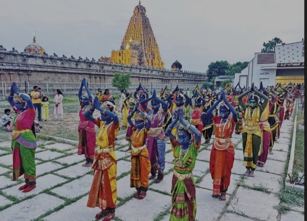 108 Bharatanatyam Dancers in Varahi Look at Thanjavur Big Temple